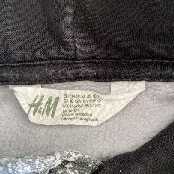 Fun design hoodie for boys 10 years - Picture 2 of 3